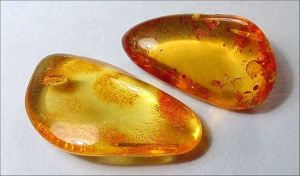 Wholesale Amber Stones Suppliers